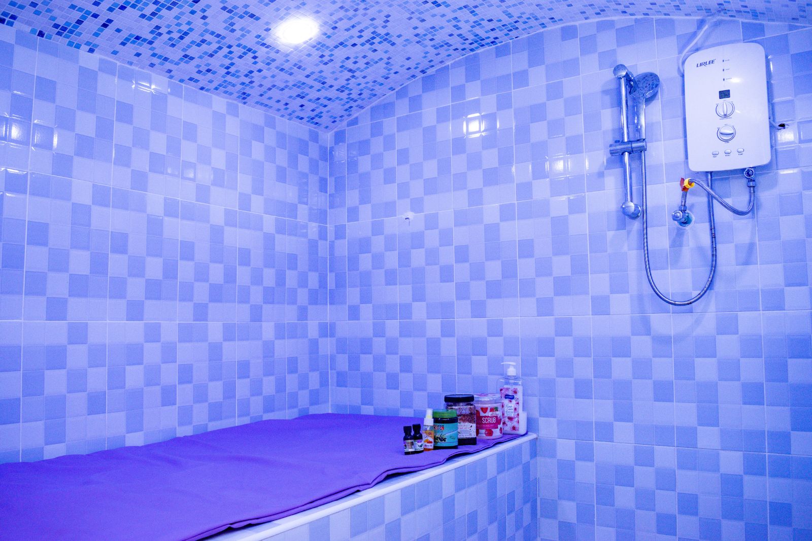 The Ultimate Guide to Moroccan Bath: Benefits & What to Expect