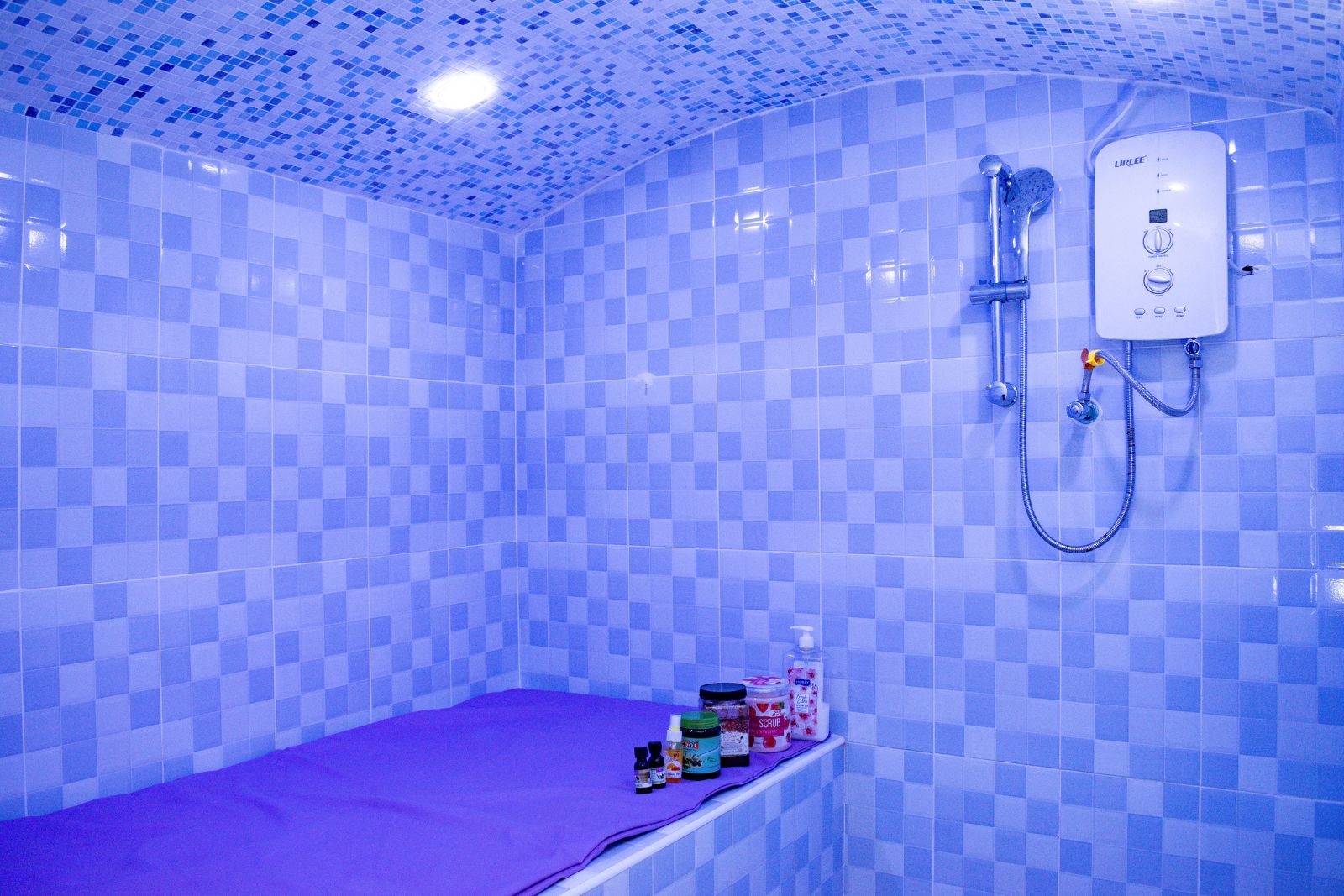 The Power of Steam Bath Therapy: Detox, Relax, and Rejuvenate